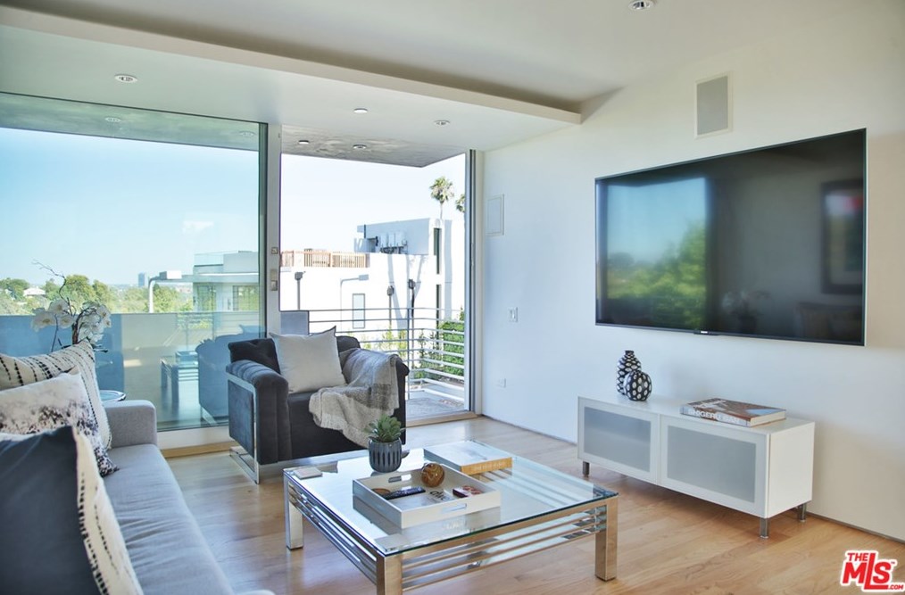 2788 Monte Mar Ter, Los Angeles CA  90064-3437 exterior