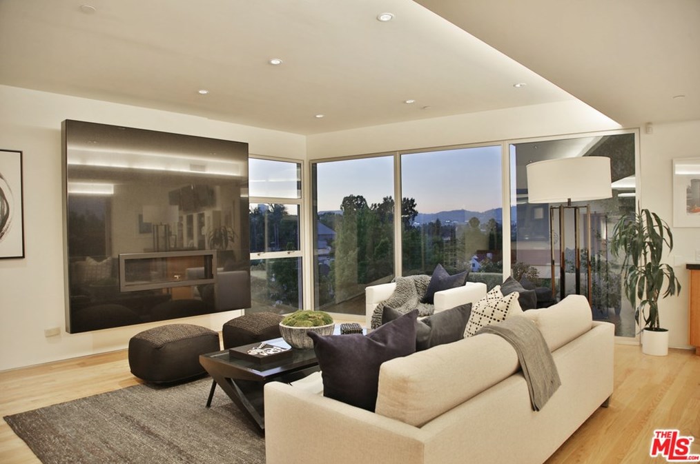 2788 Monte Mar Ter, Los Angeles CA  90064-3437 exterior