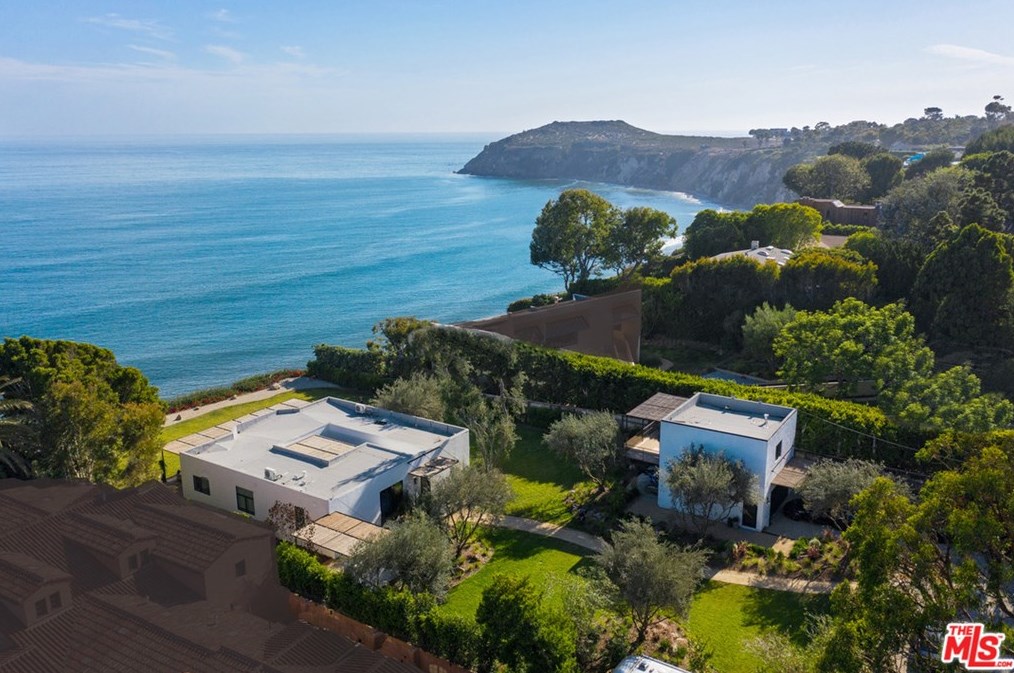 28926 Cliffside Dr, Malibu, CA 90265-4212