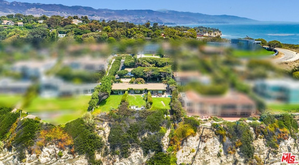 7349 Birdview Ave, Malibu, CA 90265-4112