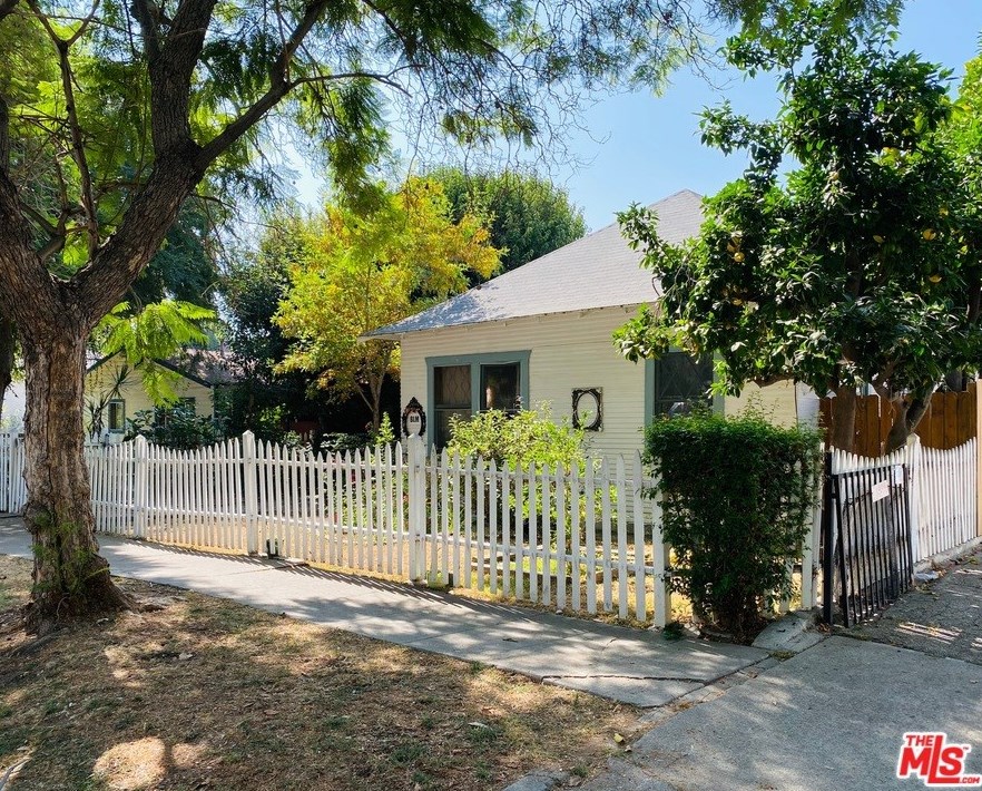 1339 Occidental Blvd, Los Angeles, CA 90026-2224