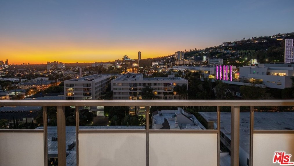 1155 La Cienega Blvd, Los Angeles CA  90035-2518 exterior
