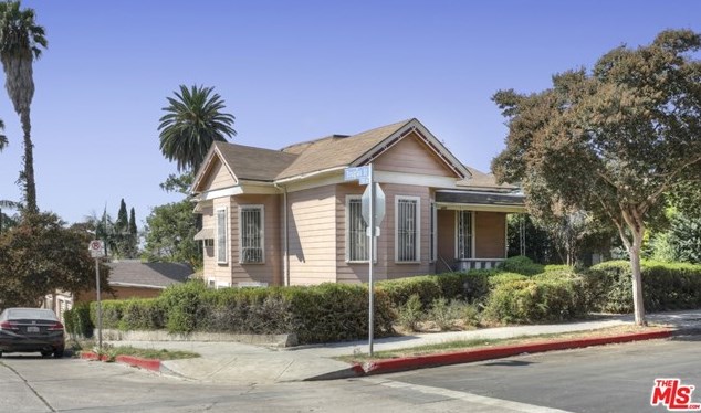 715 Douglas St, Los Angeles CA  90026-5115 exterior