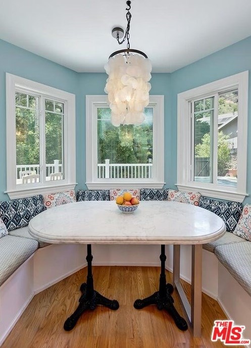 2435 Horse Shoe Canyon Rd, Los Angeles CA  90046-1541 exterior