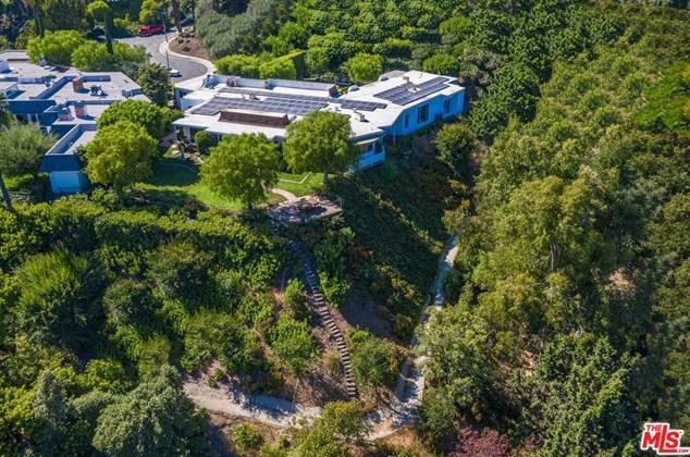 510 Stonewood Dr, Beverly Hills, CA 90210-2544