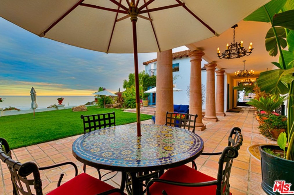 3960 Decker Edison Rd, Malibu CA  90265-2331 exterior