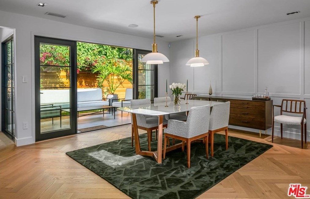 1625 Queens Rd, Los Angeles CA  90069-1430 exterior