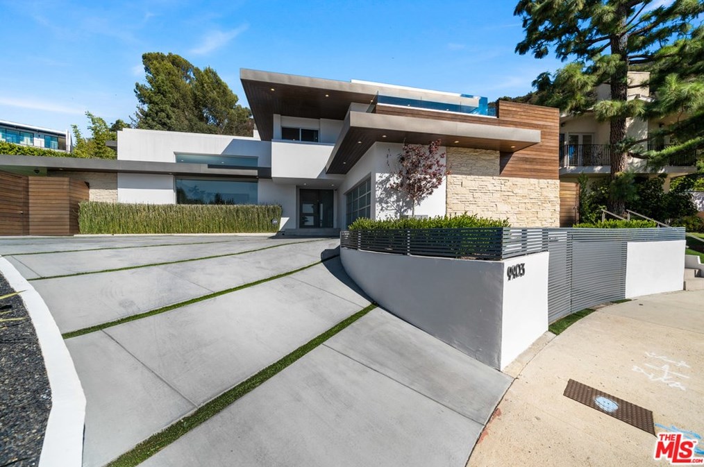 9903 Anthony Pl, Beverly Hills, CA 90210-2001