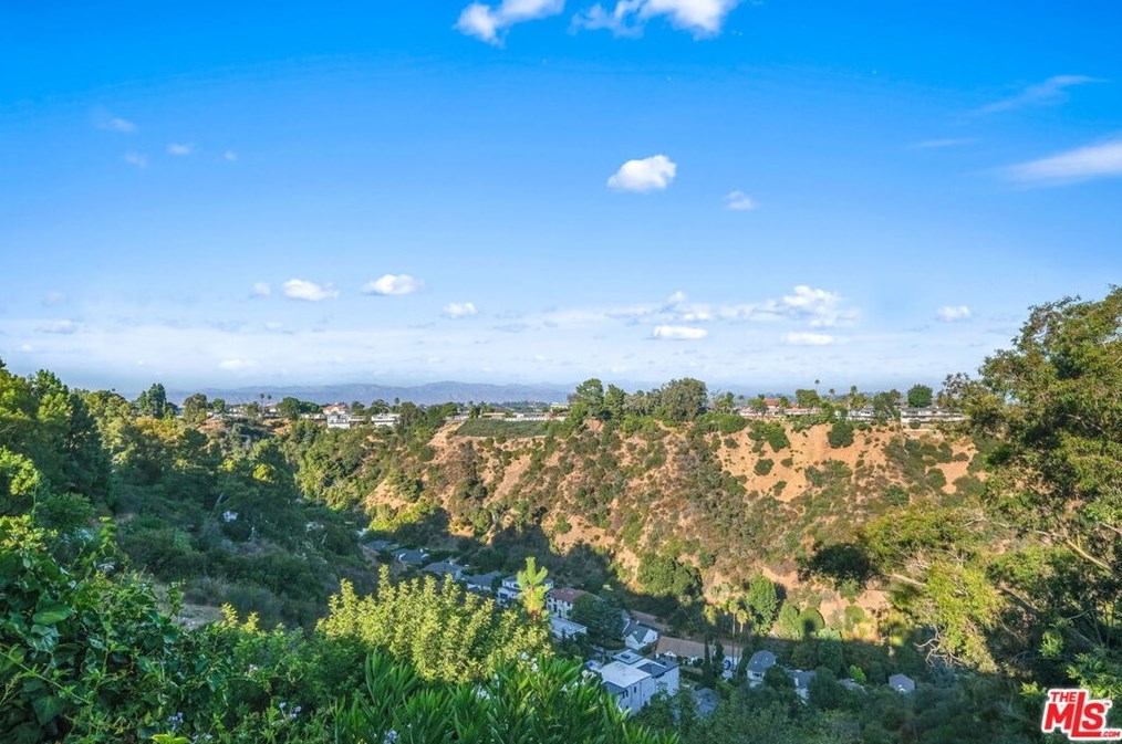 1968 Linda Flora Dr, Los Angeles, CA 90077-1405