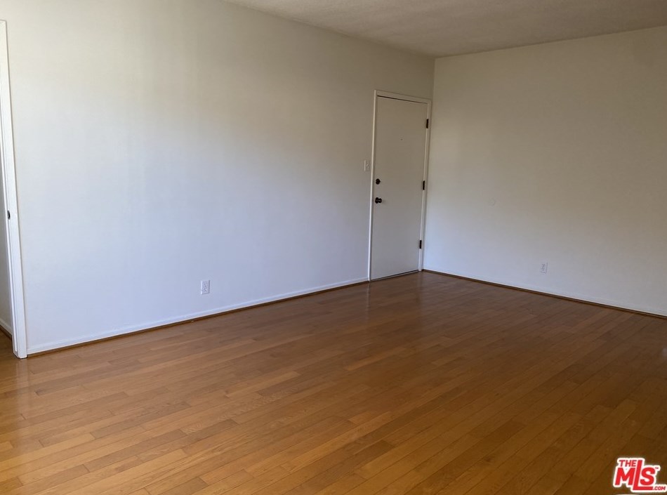 1117 10th St #10, Santa Monica, CA 90403