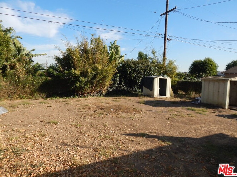 2006 Corlett Ave, Los Angeles, CA 90059-3627