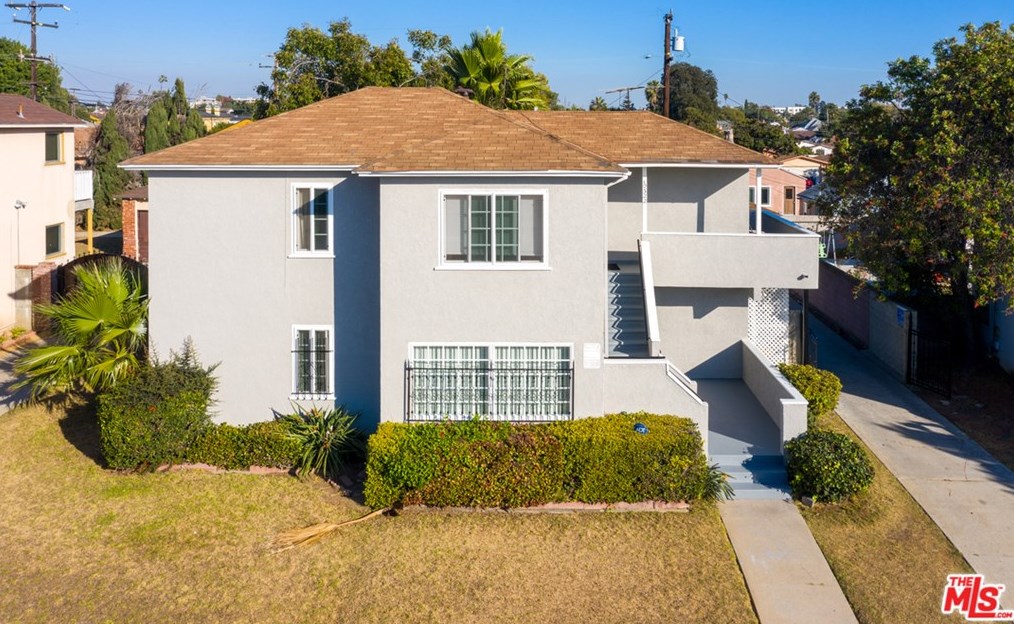 10520 Haas Ave, Los Angeles, CA 90047-4334