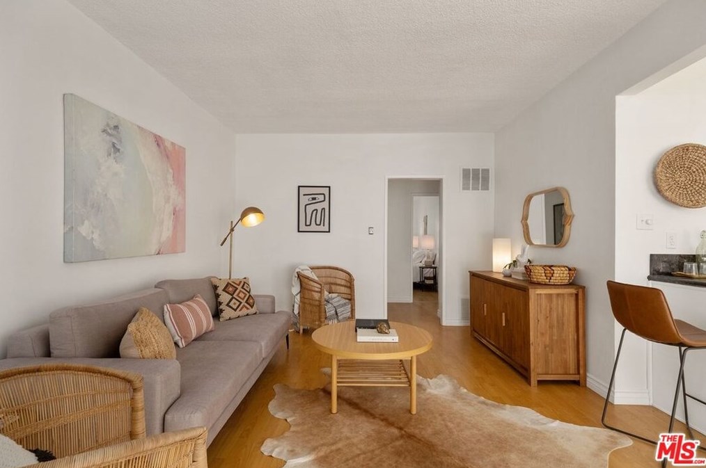 2621 Centinela Ave #18, Santa Monica, CA 90405