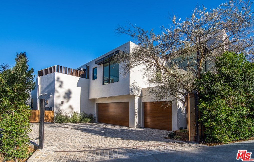 2447 Arbutus Dr, Los Angeles, CA 90049-1209