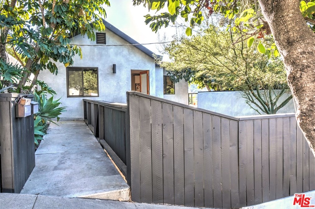 2128 Clifford St, Los Angeles, CA 90026-1734
