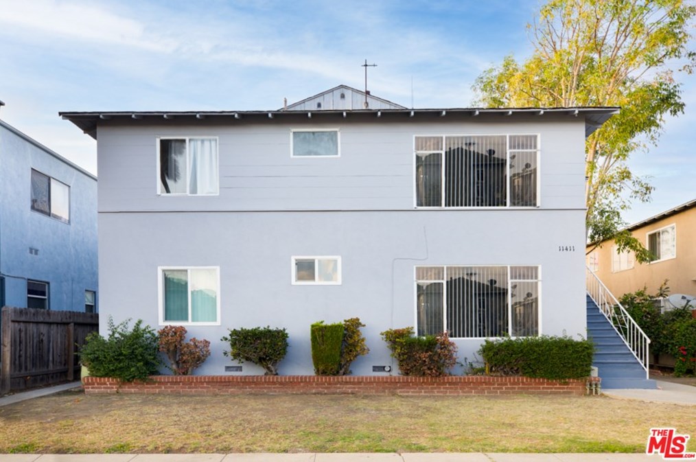 11411 Washington Pl, Los Angeles, CA 90066-5054