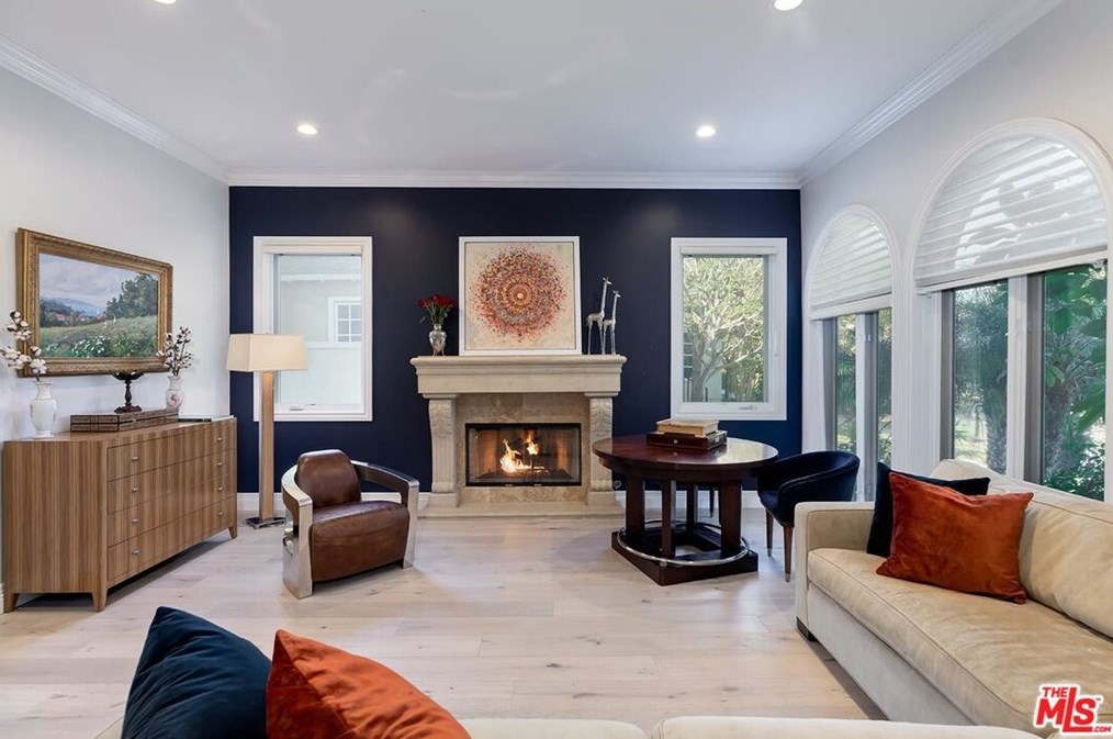 9320 Oakmore Rd, Los Angeles CA 90035-4024 exterior