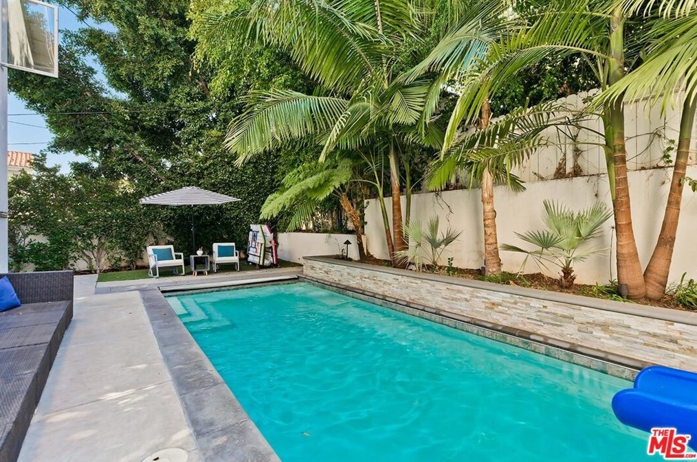 9320 Oakmore Rd, Los Angeles CA 90035-4024 exterior