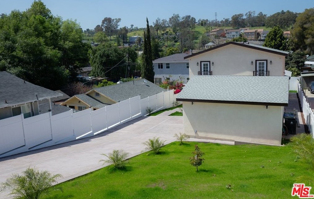 3723 Lomitas Dr, Los Angeles, CA 90032-1420