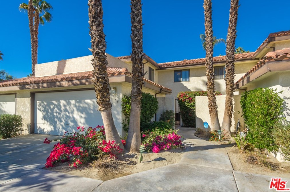 105 Willow Lake Dr, Palm Desert, CA 92260-0347