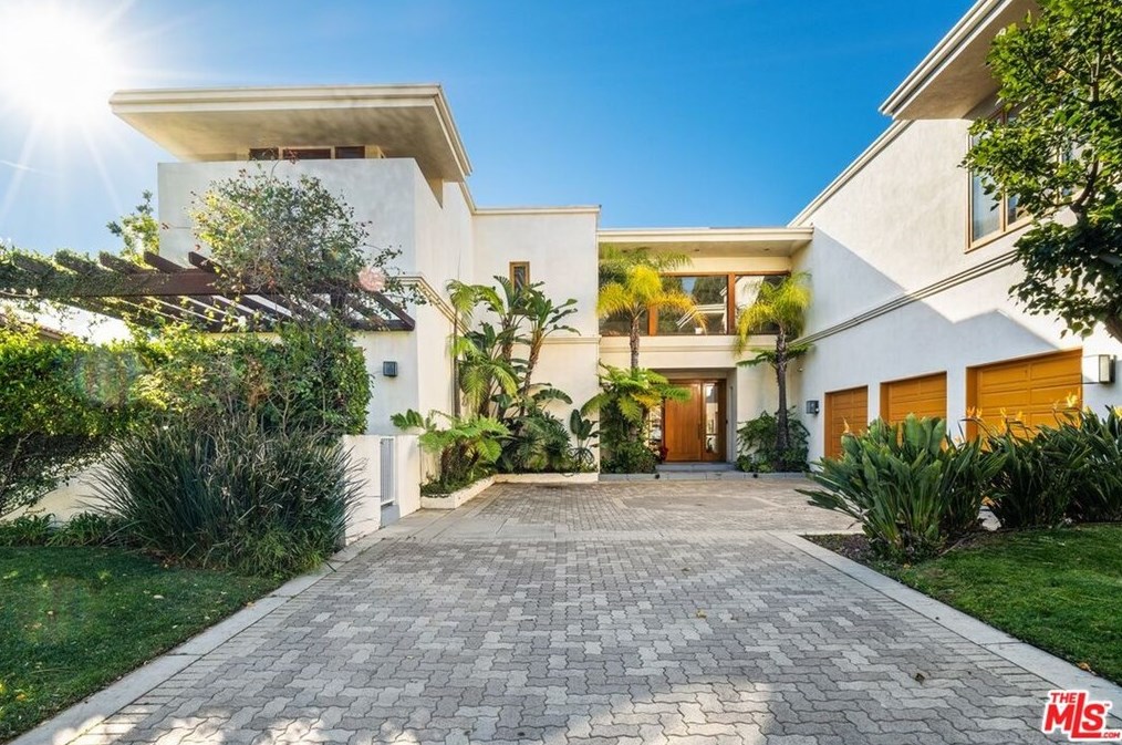 2289 Stratford Cir, Los Angeles, CA 90077