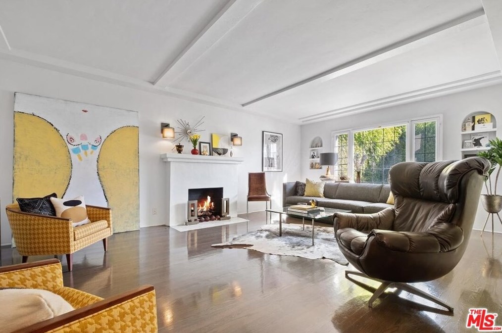335 Flores St, Los Angeles, CA 90048-2609