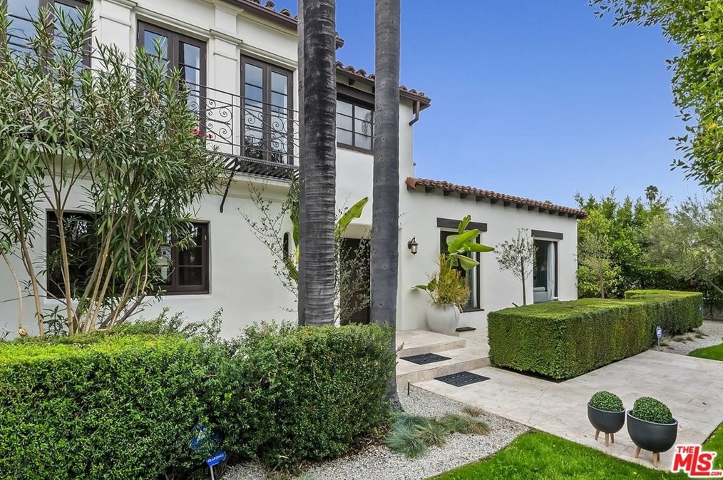 801 Muirfield Rd, Los Angeles, CA 90005-3836