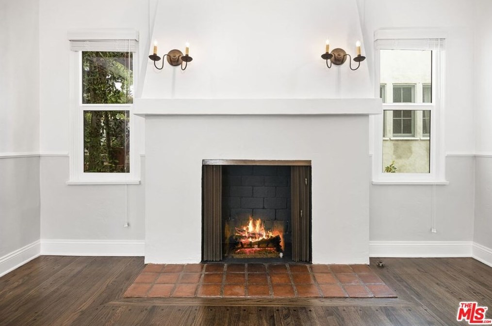 3338 Waverly Dr, Los Angeles CA  90027-2525 exterior