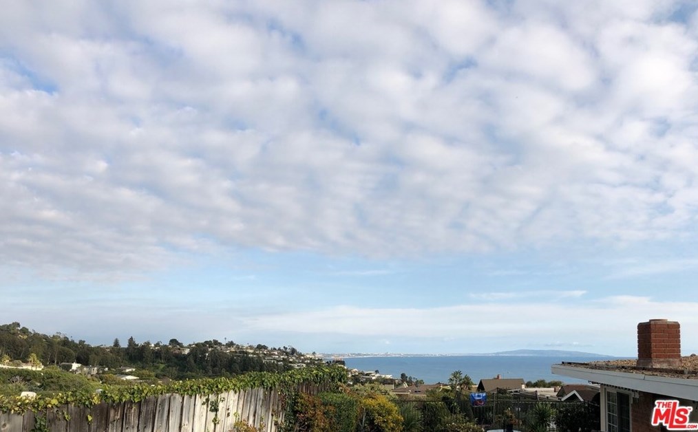 3454 Cloudcroft Dr, Malibu, CA 90265