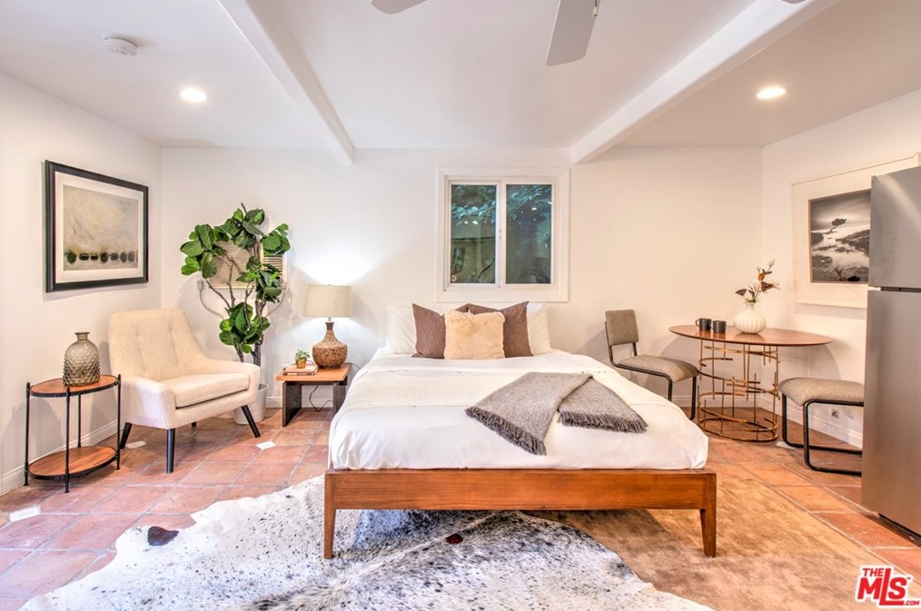 10642 Esther Ave, Los Angeles CA  90064-3203 exterior