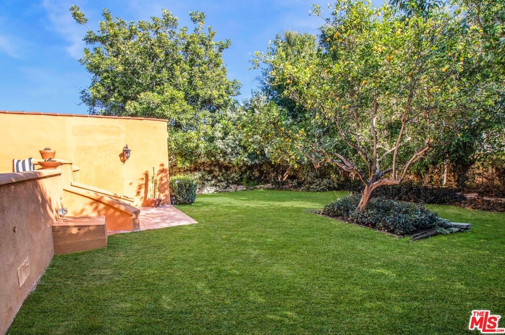 10642 Esther Ave, Los Angeles CA  90064-3203 exterior