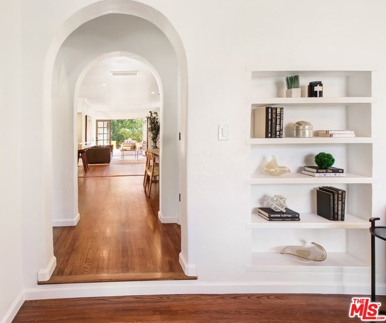 10642 Esther Ave, Los Angeles CA  90064-3203 exterior