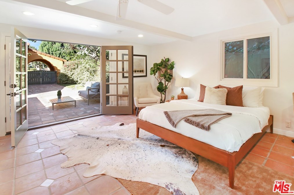10642 Esther Ave, Los Angeles CA  90064-3203 exterior