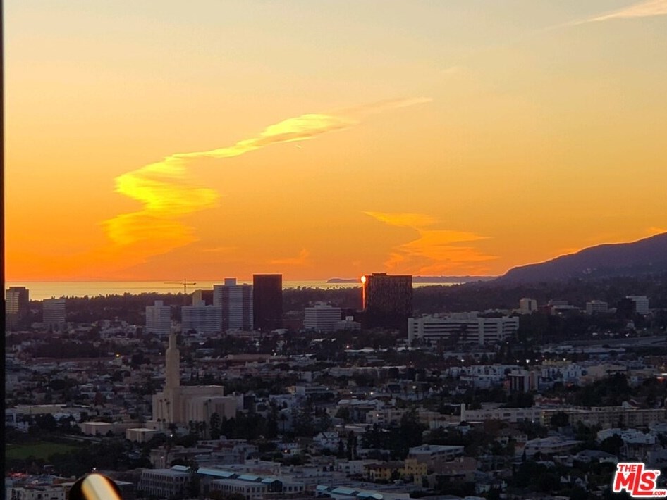 1 W Century Dr Unit 34d, Los Angeles, CA