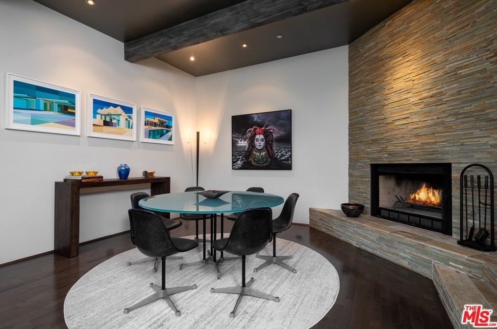 3274 Knoll Dr, Los Angeles CA  90068-1524 exterior