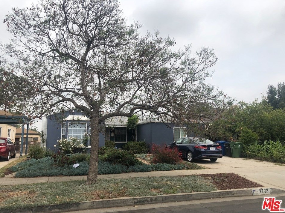 1740 Preuss Rd, Los Angeles, CA 90035