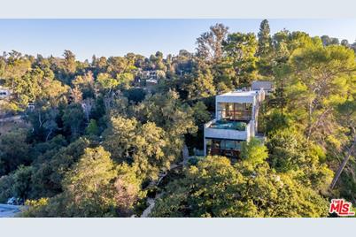 3201 Coldwater Canyon Lane - Photo 1