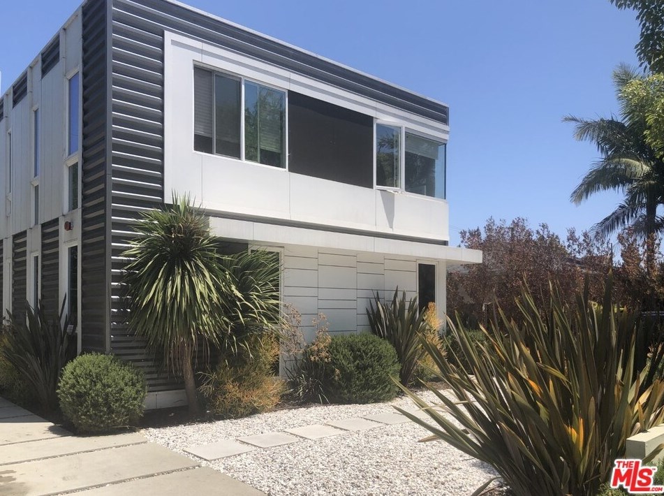 4342 Coolidge Ave, Los Angeles, CA 90066-5906