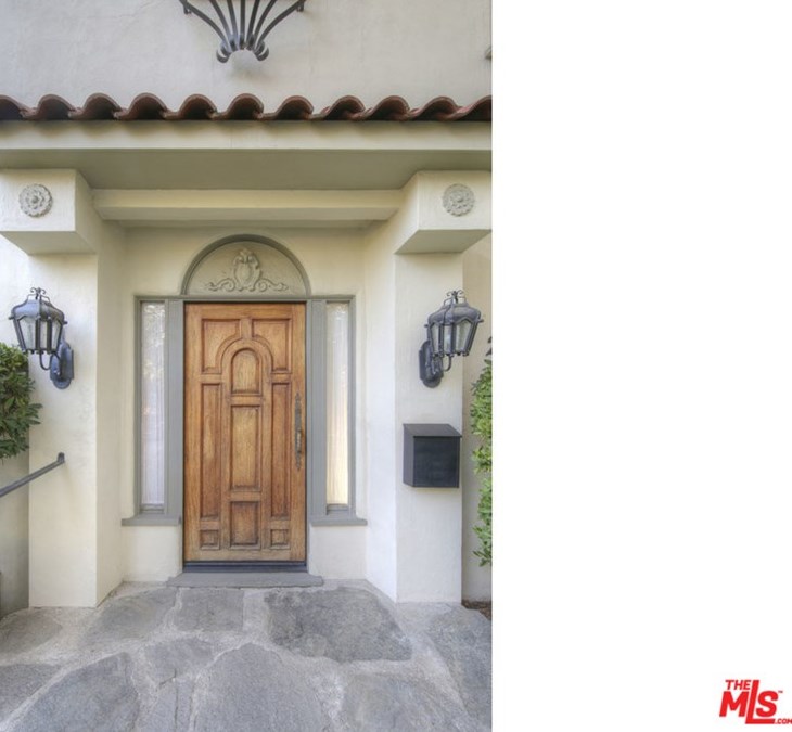 2009 Serrano Ave, Los Angeles, CA 90027-1610