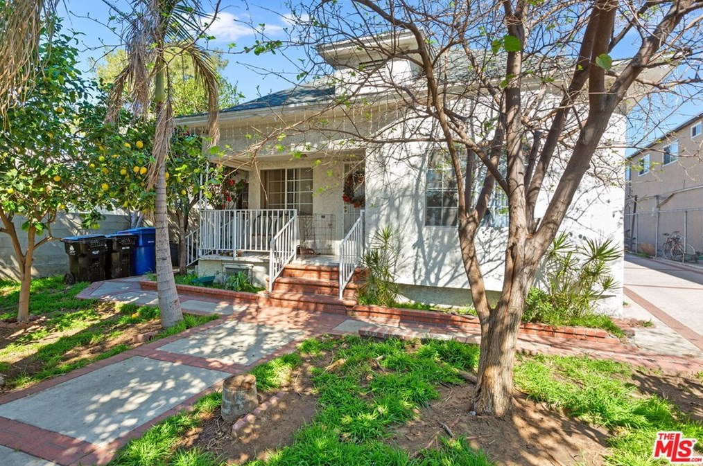 4055 Sequoia St, Los Angeles, CA 90039-1117