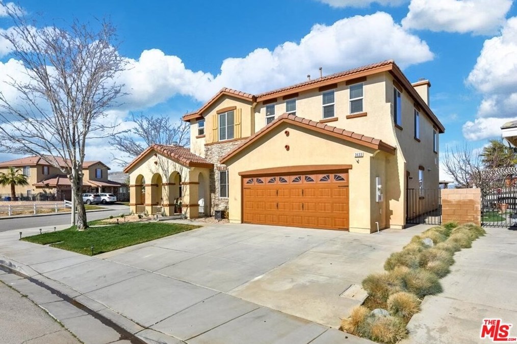 3633 Tournament Dr, Palmdale, CA 93551-5636