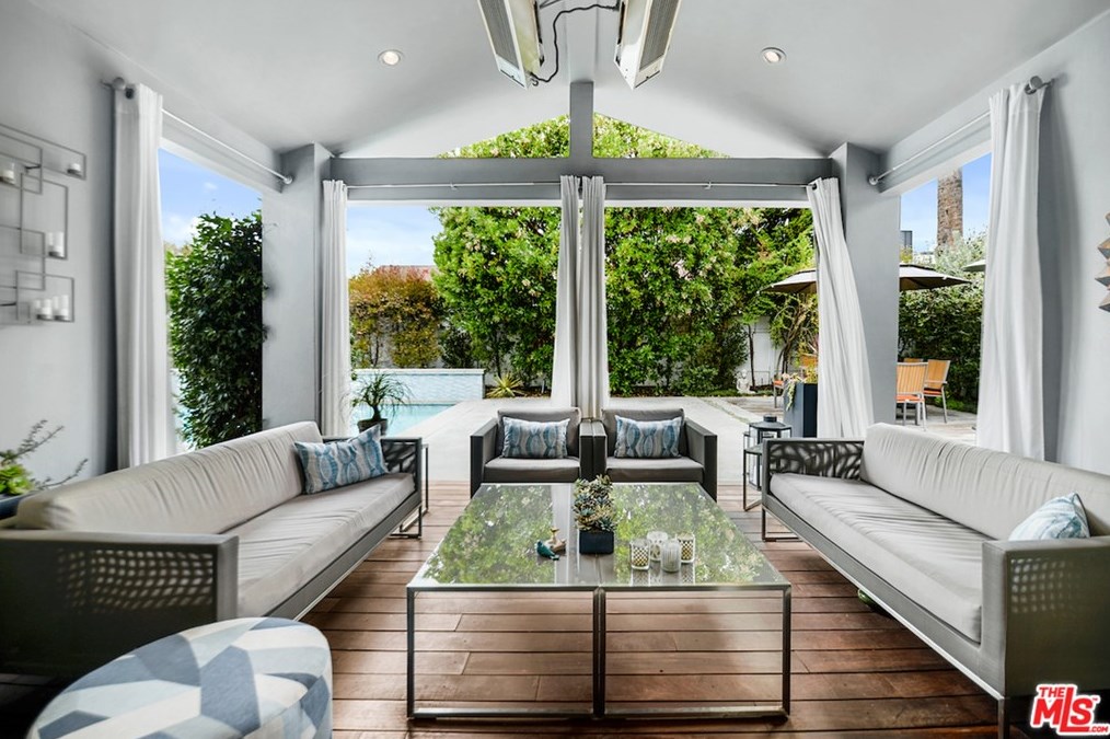 1379 Beckwith Ave, Los Angeles, CA 90049-3615