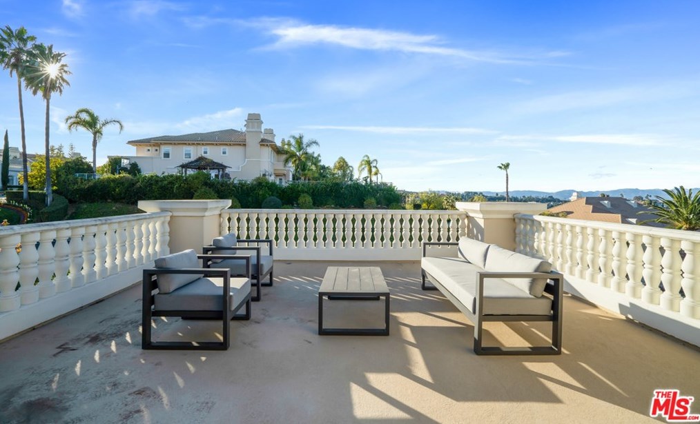 3750 Marfield Ave, Los Angeles CA exterior