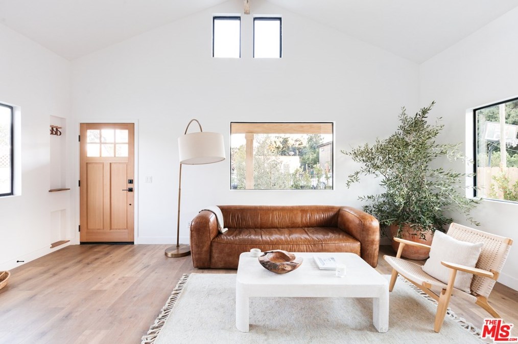 2811 Marsh St, Los Angeles, CA 90039-2908