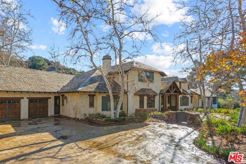 2662 Santa Maria Rd, Topanga, CA 90290