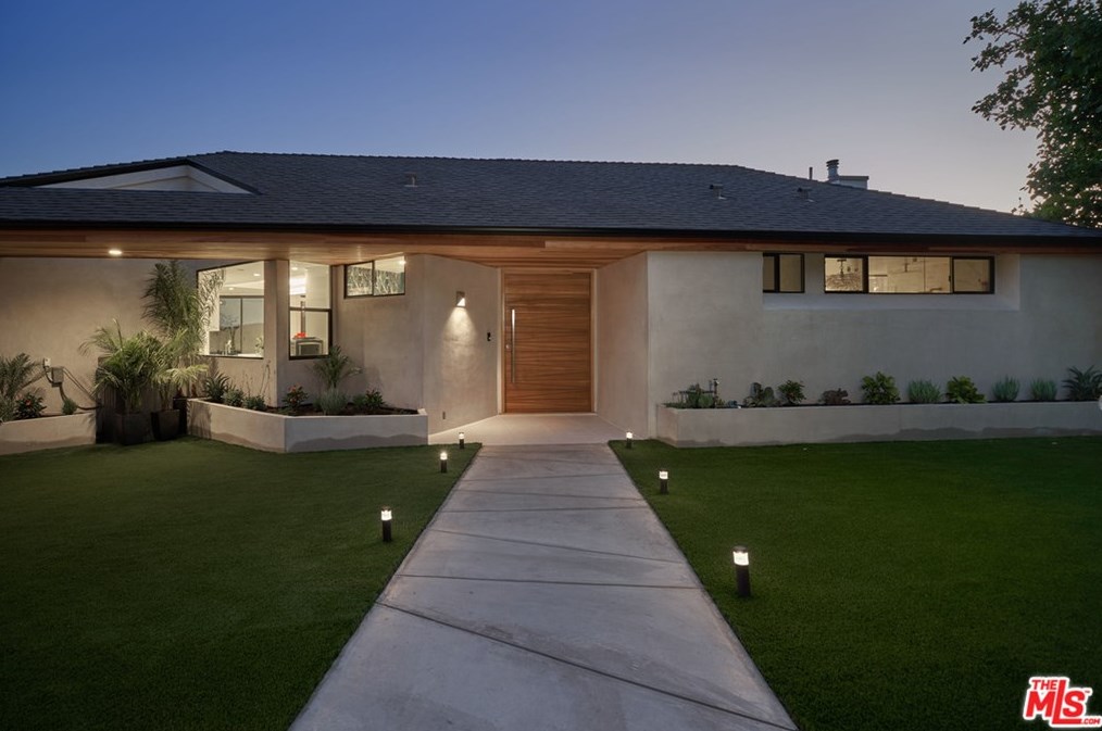 2269 Westridge Rd, Los Angeles, CA 90049-1822