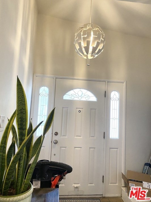 7428 81st St, Los Angeles, CA 90045-2304