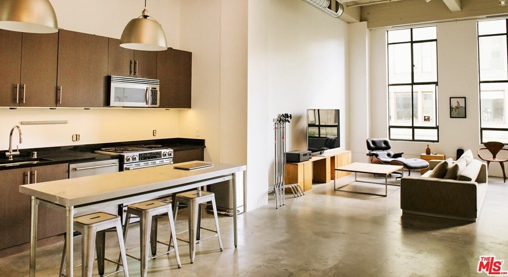 849 S Broadway #307, Los Angeles, CA 90014