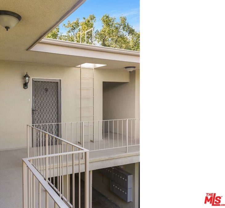 1433 Rock Glen Ave #9, Glendale, CA 91205