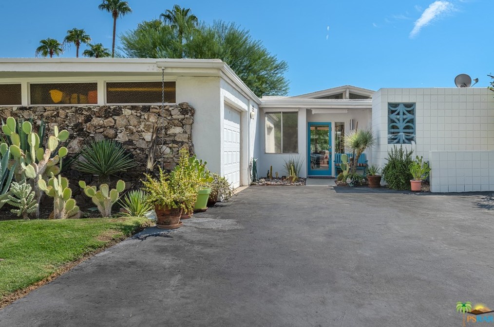 2436 S Sierra Madre, Palm Springs, CA 92264